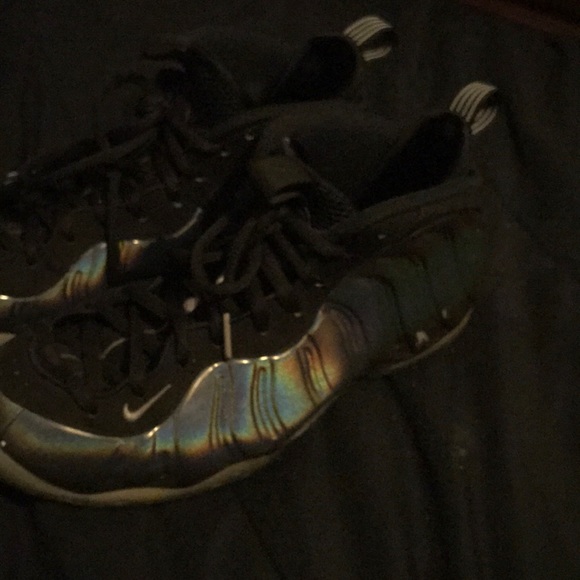 Air Foamposite One Hologram - Picture 3 of 3